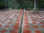 Укладка тротуарной плитки,  асфальтирование.