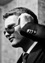 Муж на час Эскот Сопровожденике Парни