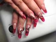 Наращивание ногтей и дизайн.