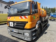 Прочистка труб и откачка септиков,  жироуловителей,  выгребных ям