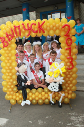 Оформление воздушными шарами выпускных