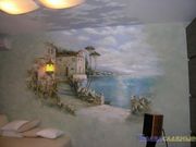 Настенная живопись интерьеров и фасадов.