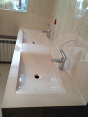 Столешница в ванную комнату