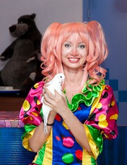 Детские aниматоры, клоуны, шoу номера.