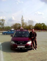 инструктор по вождению