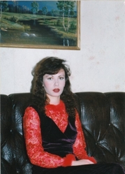 Шью женскую одежду. Посоветую модель.